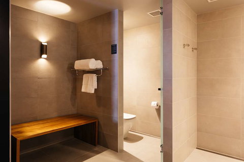 Macq 01 Hotel - Accommodation QLD 2