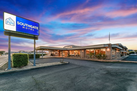 Southgate Motel - Accommodation QLD 0