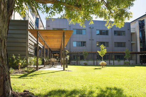 St Catherine's on Park - Accommodation QLD 2