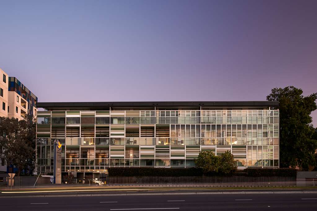 Wantirna South VIC Accommodation QLD