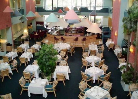 Quality Hotel Manor - Accommodation QLD 12