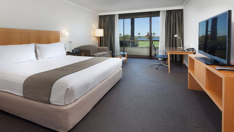 Crowne Plaza Perth - Accommodation QLD 5