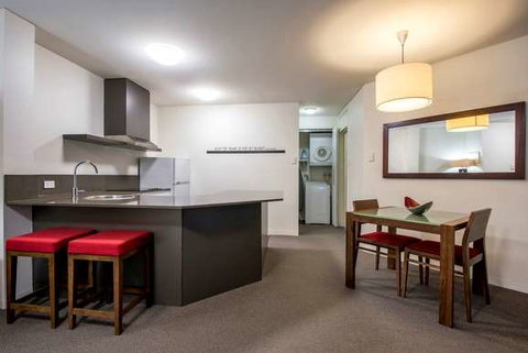 Mantra on Hay - Accommodation QLD 8