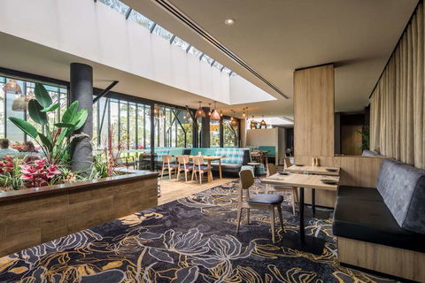 Dingley International Hotel - Accommodation QLD 12