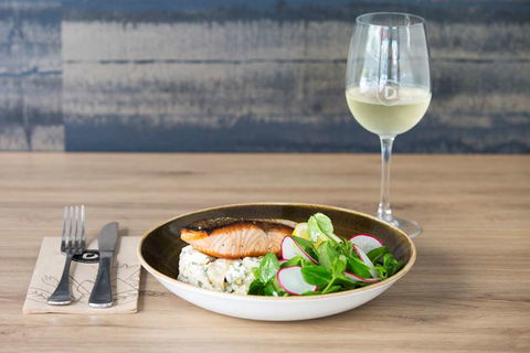 Dingley International Hotel - Accommodation QLD 16