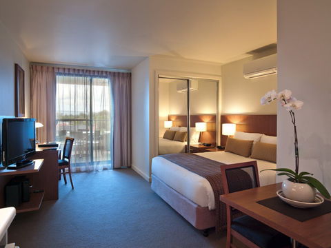 Quest Cheltenham Serviced Apartments - Accommodation QLD 6