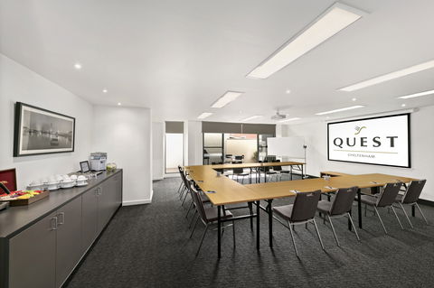 Quest Cheltenham Serviced Apartments - Accommodation QLD 11