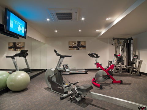 Quest Cheltenham Serviced Apartments - Accommodation QLD 13