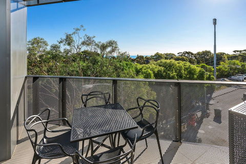 Anchorage Apartments Hampton - Accommodation QLD 16
