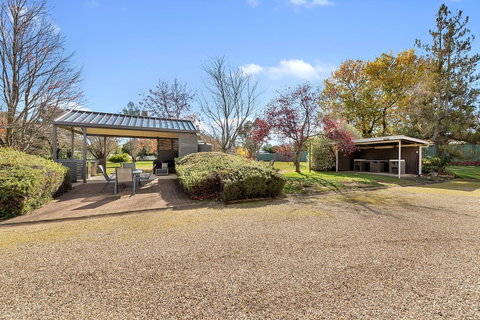 Beechworth Motor Inn - Accommodation QLD 2