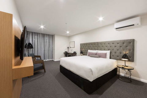 Avenue Hotel Canberra - Accommodation QLD 2