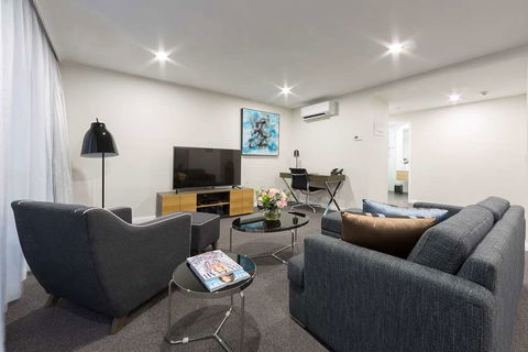 Avenue Hotel Canberra - Accommodation QLD 9