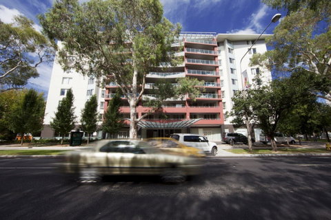 Pacific Suites Canberra - Accommodation QLD 0
