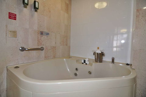 Pavilion on Northbourne - Accommodation QLD 15