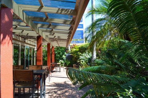 Best Western Zebra Motel - Accommodation QLD 2