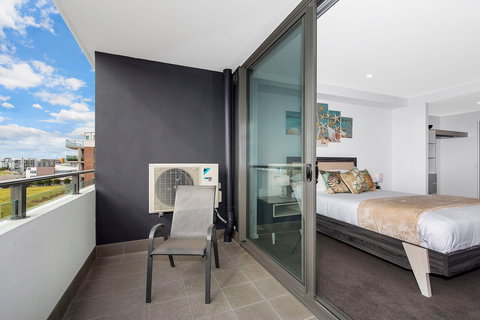 Astra Apartments Newcastle - Accommodation QLD 9