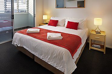 Crown On Darby - Accommodation QLD 6