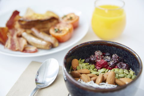 Holiday Inn Express Newcastle - Accommodation QLD 12