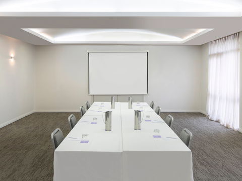Mercure Newcastle - Accommodation QLD 10