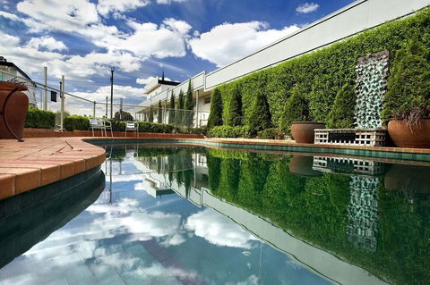 Admiralty Inn - Accommodation QLD 9