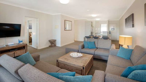 Broadwater Resort Apartments - Accommodation QLD 10