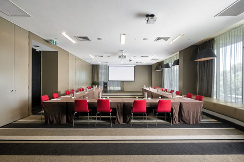 Fraser Suites Perth - Accommodation QLD 11