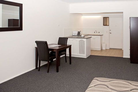 Comfort Inn & Suites Riverland - Accommodation QLD 5