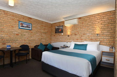 Kennedy Drive Motel - Accommodation QLD 5