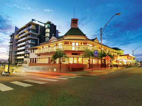 Oaks Grand Gladstone - Accommodation QLD 0