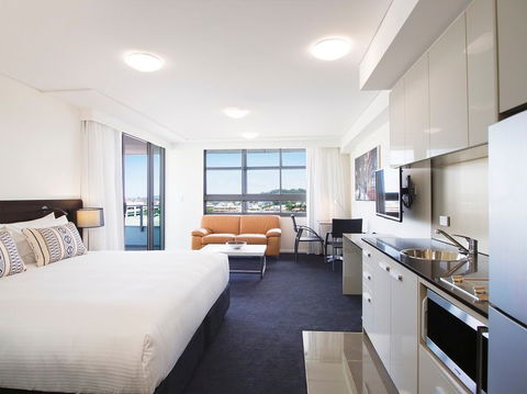 Oaks Grand Gladstone - Accommodation QLD 1
