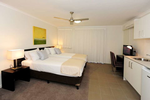 Gladstone City Central - Accommodation QLD 4