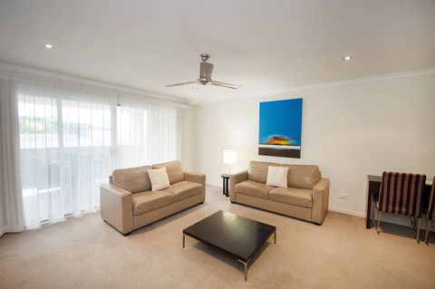 Gladstone City Central - Accommodation QLD 7