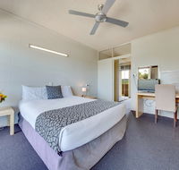 Camelot Motel - Accommodation QLD