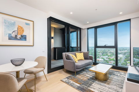 Arise Sky One - Accommodation QLD 11