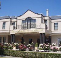 Beau Monde International - Accommodation QLD