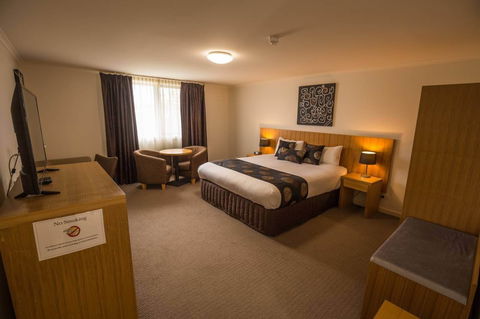 Bairnsdale International - Accommodation QLD 2