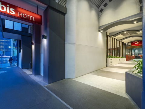 Ibis Hotel - Accommodation QLD 0