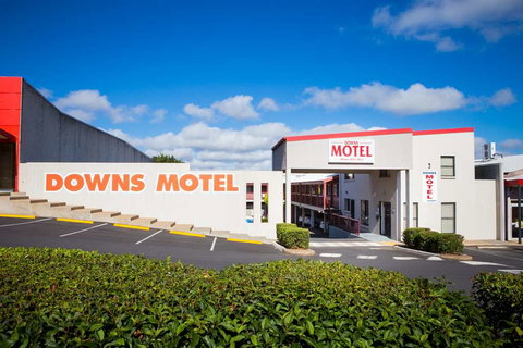 Downs Motel - Accommodation QLD 1