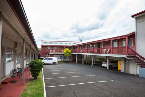 Downs Motel - Accommodation QLD 2