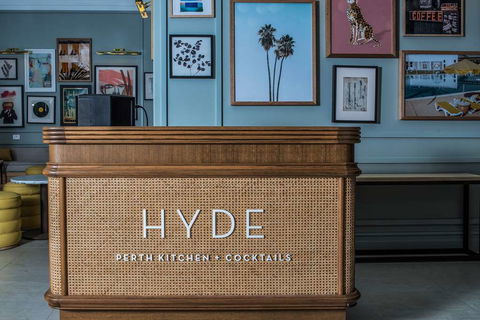 Art Series - The Adnate - Accommodation QLD 2