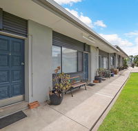 Hamilton Lakeside Motel - Accommodation QLD