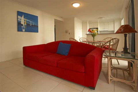 Santorini Holiday Apartments - Accommodation QLD 1