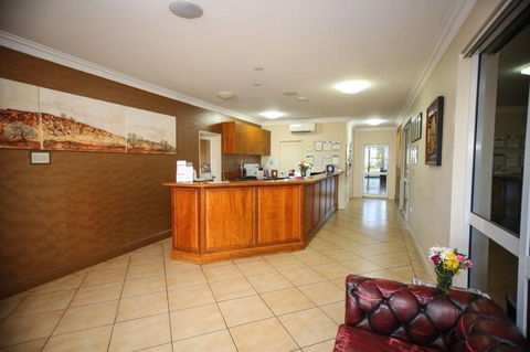 Roma Explorers Inn - Accommodation QLD 1