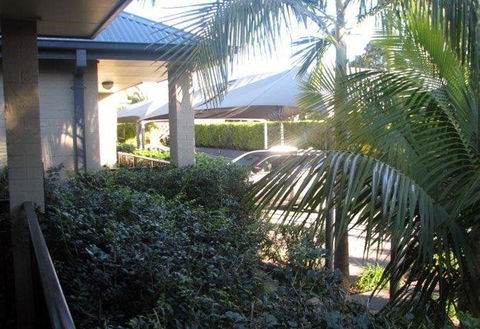 Francis Phillip Motor Inn & The Lodge - Accommodation QLD 1