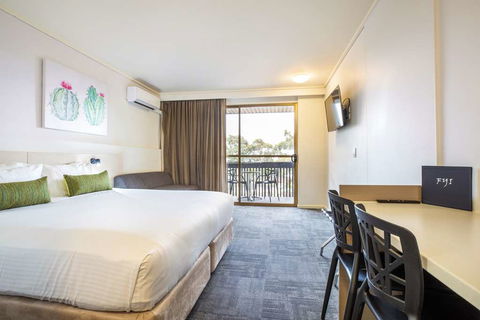 Nightcap At Shoppingtown Hotel - Accommodation QLD 6