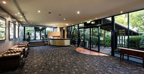 Burvale Hotel - Accommodation QLD 11