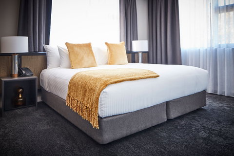 The Remington Orange - Accommodation QLD 13