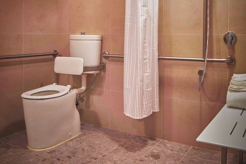 The Remington Orange - Accommodation QLD 15