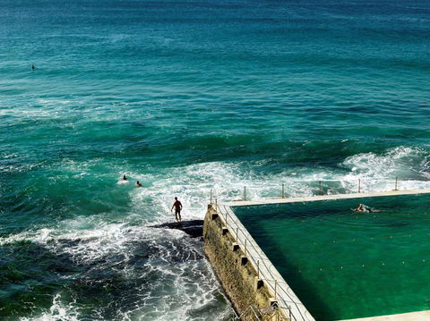 QT Bondi - Accommodation QLD 12