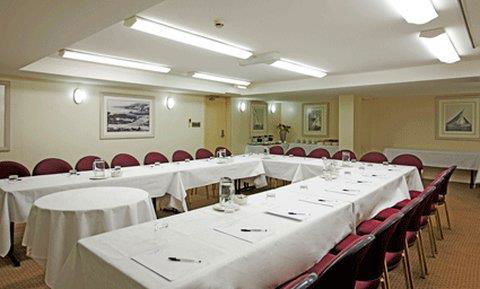 Coogee Sands Hotel & Apartments - Accommodation QLD 4
